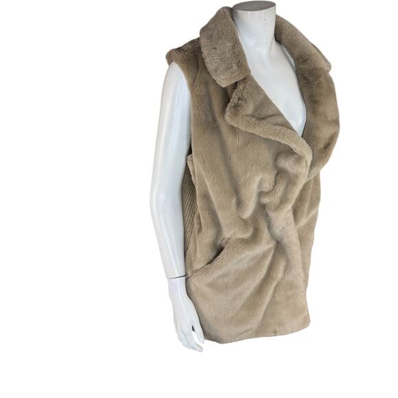 Isaac Mizrahi Live! Mixed Media Faux-Fur Vest with Pockets Taupe Large NWOT - Picture 2 of 13